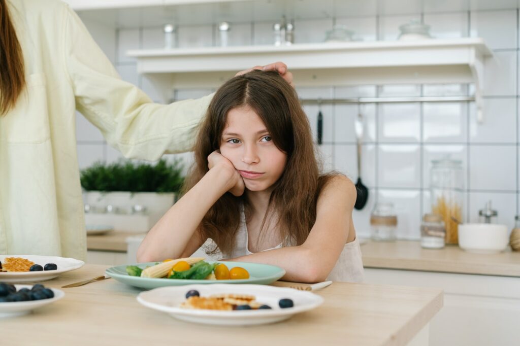 Jak zachęcić dziecko do jedzenie warzyw i owoców?